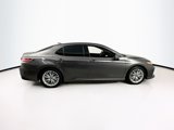 Used 2019 Toyota Camry XLE image 4