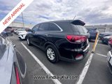 Used 2019 Kia Sorento L image 4