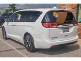 Used 2020 Chrysler Pacifica Touring w/ Advanced Safetytec Group image 5