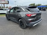 Used 2020 Ford Escape SE image 4