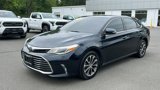Used 2017 Toyota Avalon XLE Premium image 3
