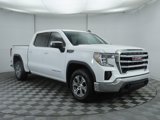 Used 2020 GMC Sierra 1500 SLE w/ SLE Value Package image 3