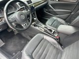Used 2015 Volkswagen Passat TDI SEL Premium image 4