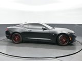 Used 2019 Chevrolet Camaro LT w/ Technology Package image 2