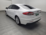 Used 2020 Ford Fusion SE image 5