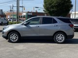 Used 2023 Chevrolet Equinox LT image 2
