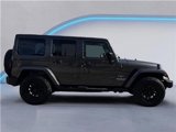 Used 2017 Jeep Wrangler Unlimited Sahara image 2