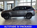 Used 2017 Jeep Grand Cherokee Altitude image 3