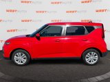 Used 2020 Kia Soul LX image 2