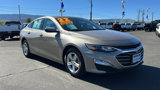 Used 2022 Chevrolet Malibu LT image 3
