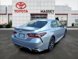 Used 2023 Toyota Camry SE image 3
