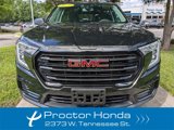 Used 2022 GMC Terrain SLE w/ Driver Convenience Package image 3