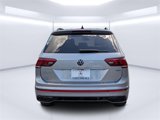 Used 2022 Volkswagen Tiguan SE R-Line image 4