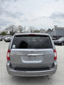 Used 2014 Chrysler Town & Country Touring-L w/ Driver Convenience Group image 6