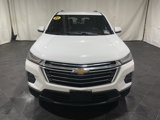 Used 2023 Chevrolet Traverse LT image 2