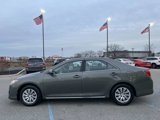 Used 2012 Toyota Camry LE image 4