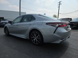 Used 2023 Toyota Camry SE image 5