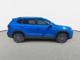 New 2025 Volkswagen Taos SE image 4