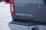 Used 2018 Nissan Frontier SV image 6