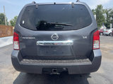 Used 2010 Nissan Pathfinder SE image 5