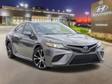 Used 2018 Toyota Camry L image 3