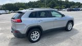 Used 2016 Jeep Cherokee Latitude w/ Safety/Convenience Group image 3