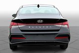 Certified 2025 Hyundai Elantra SE w/ Cargo Package image 4