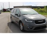 Used 2022 Chrysler Pacifica Touring-L image 5