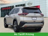 Used 2021 Nissan Rogue Platinum image 5