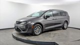 Used 2019 Chrysler Pacifica Touring-L image 2