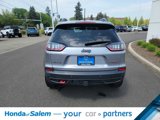 Used 2019 Jeep Cherokee Trailhawk image 5