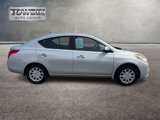 Used 2012 Nissan Versa SV image 3