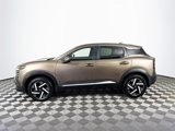 Used 2025 Nissan Kicks SV image 5
