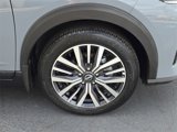 Used 2022 Nissan Kicks SV image 4