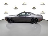 Used 2018 Dodge Challenger SXT image 4