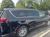 New 2025 Chrysler Pacifica Select image 6