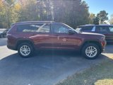 Used 2023 Jeep Grand Cherokee L Laredo image 4