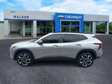 Used 2024 Chevrolet Trax RS w/ Driver Confidence Package image 2