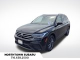 Used 2022 Volkswagen Tiguan SE image 2