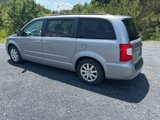 Used 2016 Chrysler Town & Country Touring image 3