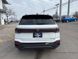 New 2025 Volkswagen Taos SE image 6