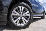 Used 2019 Nissan Pathfinder SL image 2
