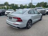 Certified 2025 Volvo S60 B5 Core image 4