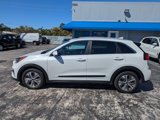 Used 2022 Kia Niro EX Premium w/ Cold Weather Package image 4