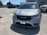 Used 2021 Chrysler Pacifica Touring-L image 6