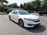 Used 2017 Honda Accord Touring image 3