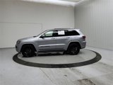Used 2019 Jeep Grand Cherokee Altitude image 4