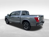 Used 2018 Nissan Titan PRO-4X w/ Pro-4x Convenience Package image 4