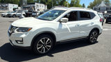 Used 2018 Nissan Rogue SL image 3