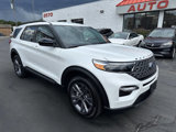 Used 2024 Ford Explorer XLT w/ Equipment Group 202A image 3
